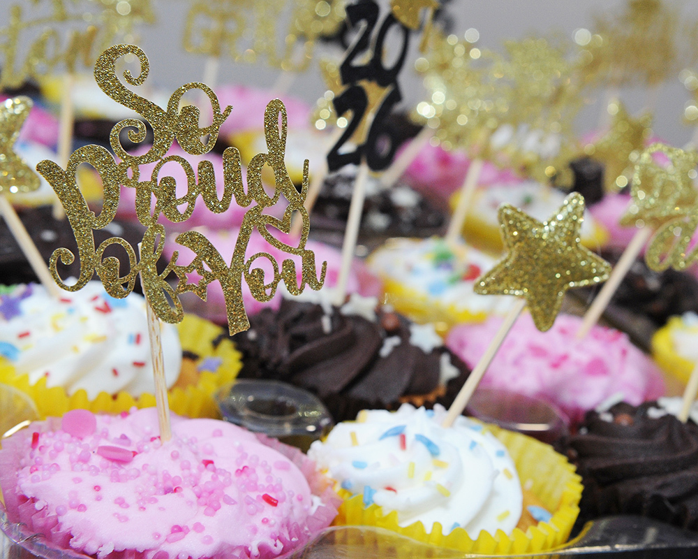 Guests enjoyed cupcakes and nosecco