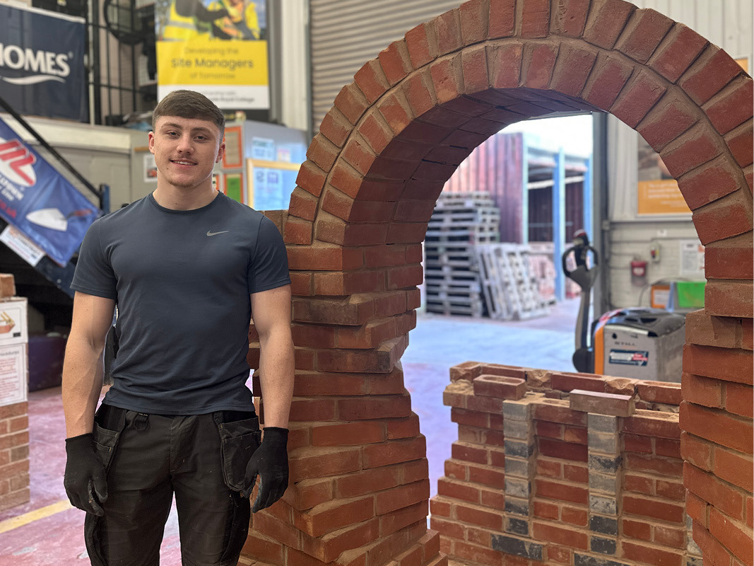 Level 3 Brickwork Warrington College Showcases Exceptional Talent in Level 3 Bricklaying ...