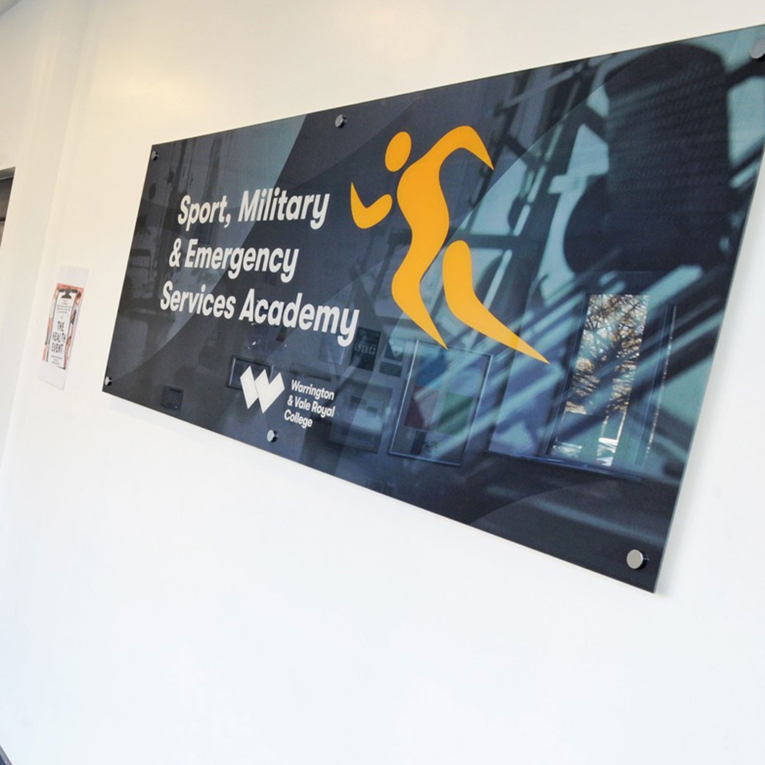 Sport, Military & Emergency Services outside