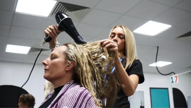 Hairdressing 02