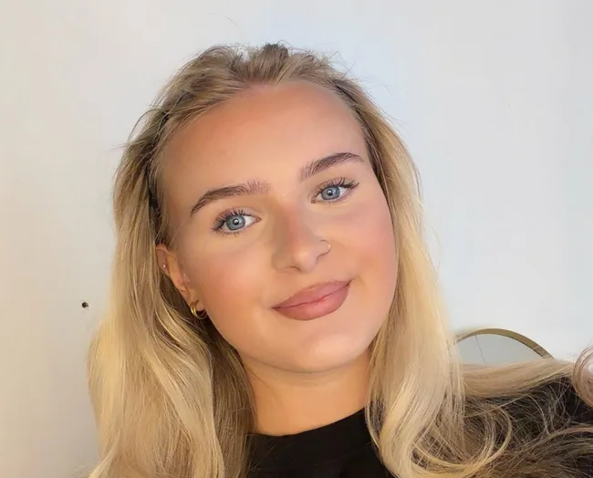 Poppy Gibson resized